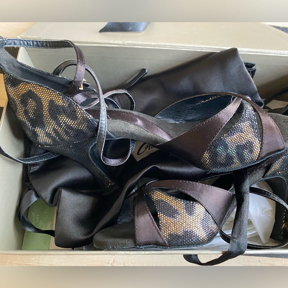 Capezio BR190 8.5M Leah black leopard 3” heel . New Dance. 💃 Salsa. Bachata